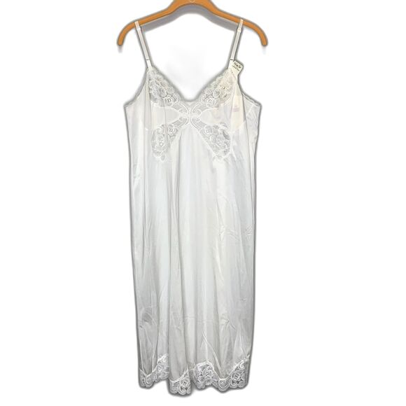 NWT Vintage Vanity Fair Lace Trim Nylon Slip Dress White 36 Made in USA Romantic - Picture 1 of 16